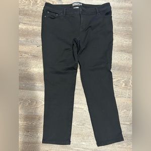 Torrid Luxe Skinny Jean - Sateen Stretch Black -Size 16 short